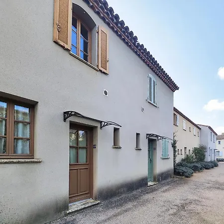 In St,laurent-de-la-cabr, With Kitchen