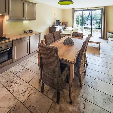 בית נופש In St,laurent-de-la-cabr, With Kitchen *