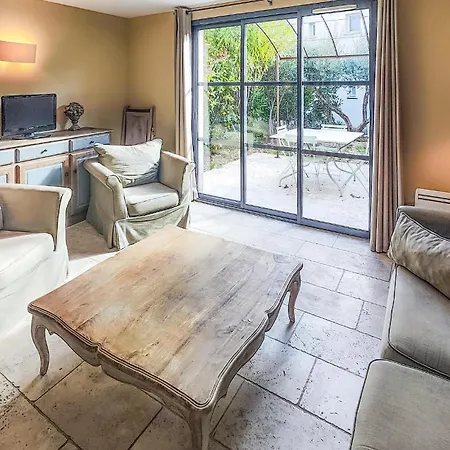 בית נופש In St,laurent-de-la-cabr, With Kitchen *