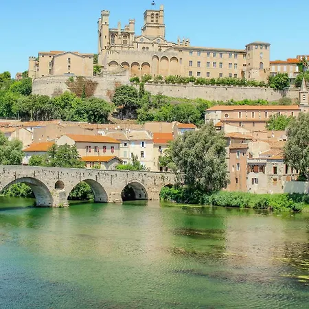 Ferienhaus Lovely In Stlaurent-de-la-cabr